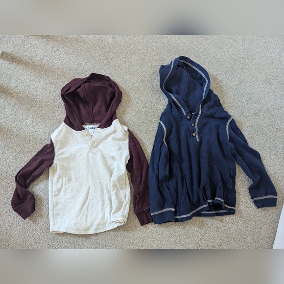 2 Waffle Long Sleeved 4T Hooded Shirts - Picture 1 of 8
